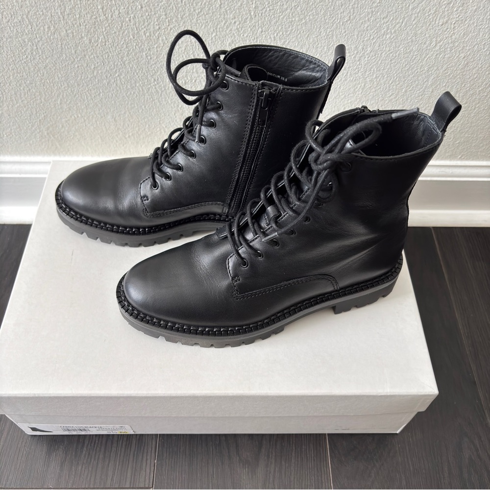 Vince Cabria Lug Black Leather Boots Water Repellent 5.5M - Picture 2 of 5